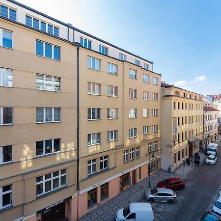 Crystal Apartment Prag Exteriör bild