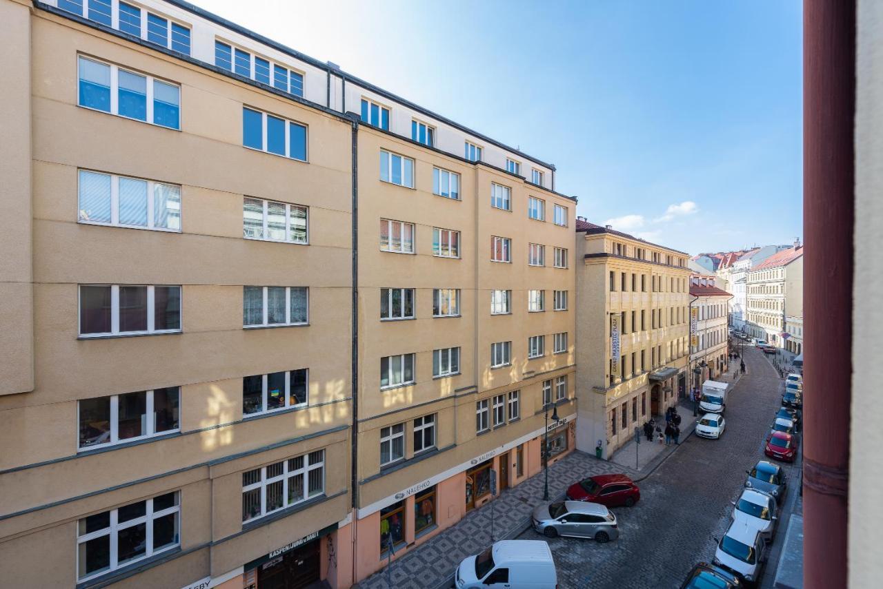 Crystal Apartment Prag Exteriör bild